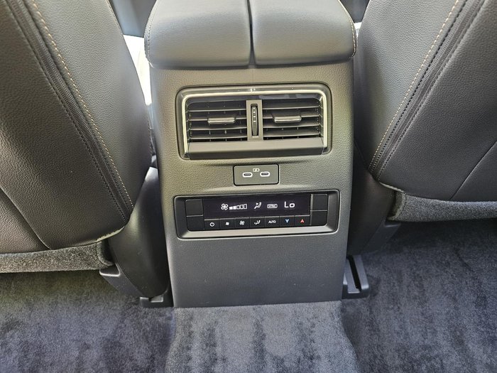 2024 Mazda CX-80 D50e Touring