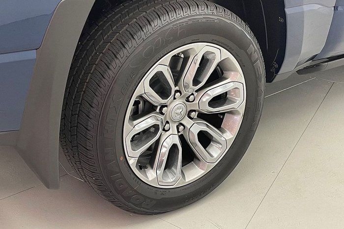 2023 RAM 1500 Laramie Sport RamBox