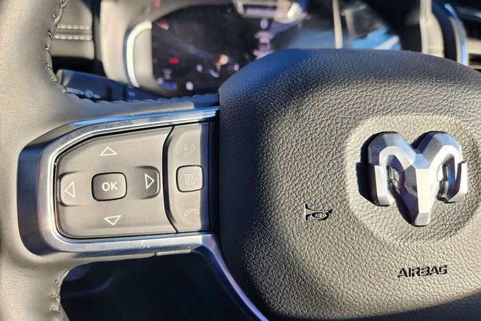 2023 RAM 1500 Laramie Sport RamBox