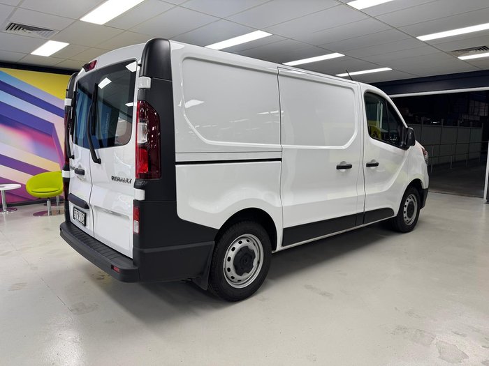 2023 Renault Trafic Premium X82 MY23 Glacier White
