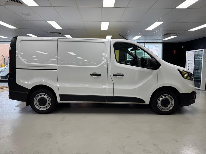 2023 Renault Trafic Premium X82 MY23 Glacier White