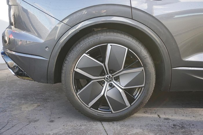 2024 Volkswagen Touareg 210TDI R-Line