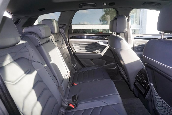 2024 Volkswagen Touareg 210TDI R-Line