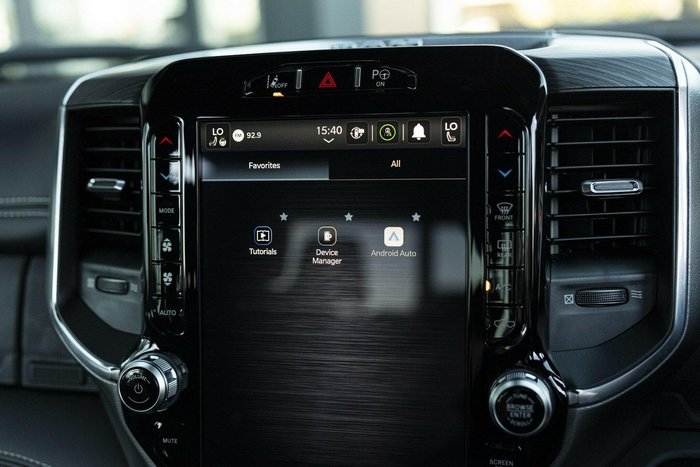 2024 RAM 1500 Laramie