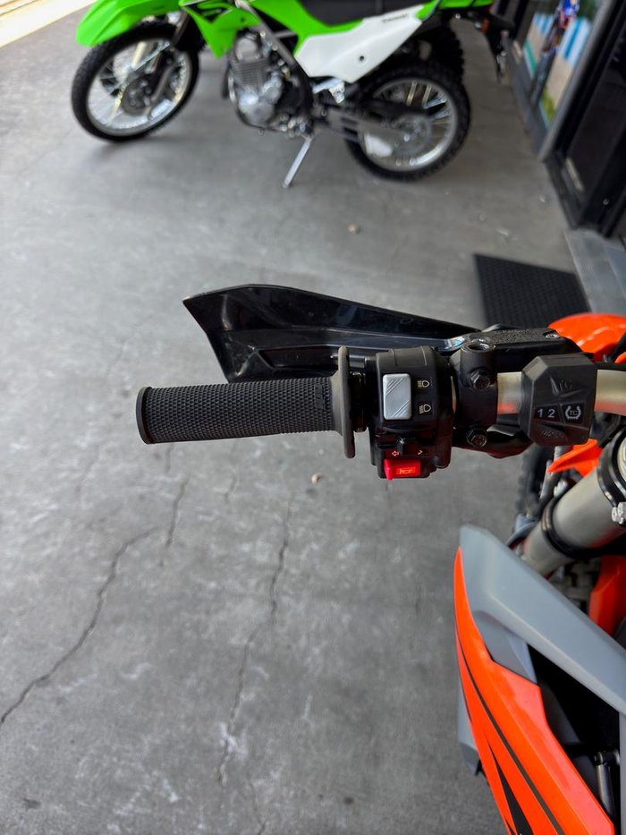 2024 KTM 690 Enduro R Enduro Orange