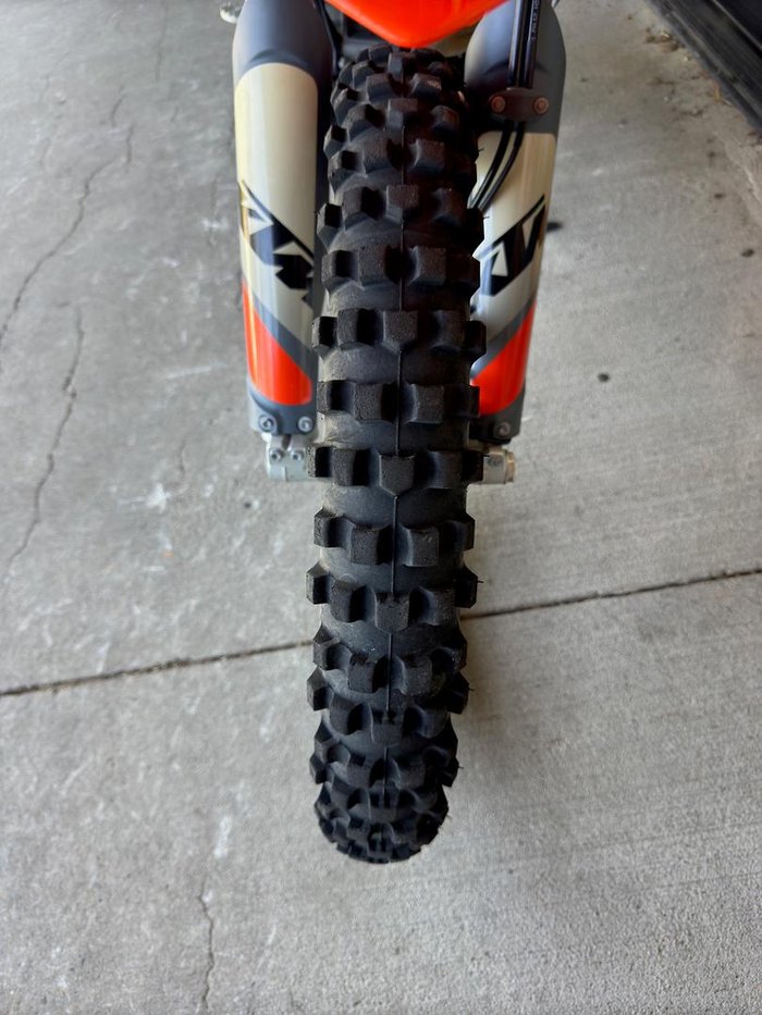 2024 KTM 690 Enduro R Enduro Orange