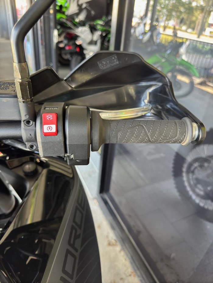 2023 Husqvarna Norden 901 Norden Black