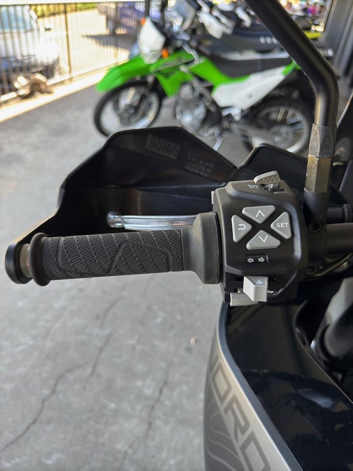 2023 Husqvarna Norden 901 Norden Black