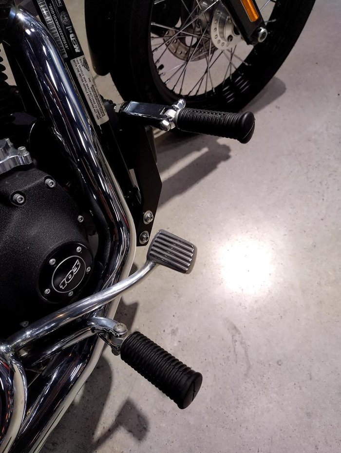 2014 Harley-Davidson Dyna Street Bob 103 (FXDB 103) Dyna Black