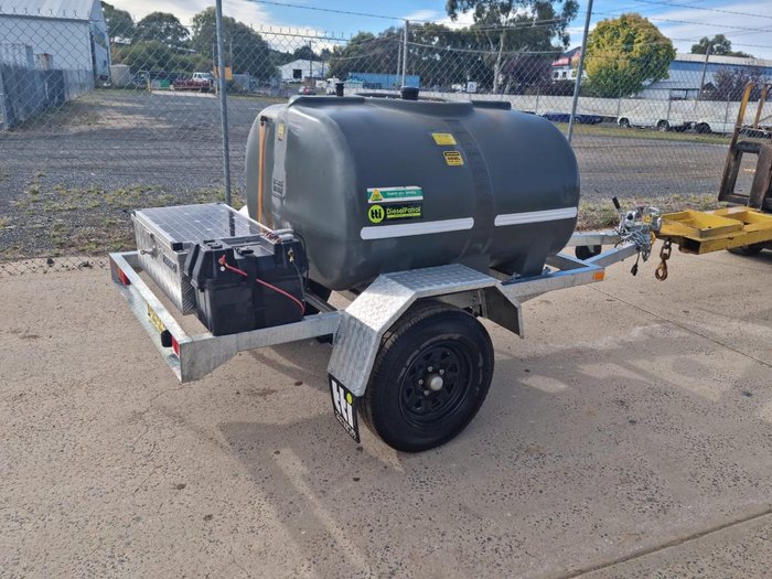 2022 TTi Tti Fuel Trailer Grey