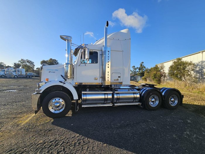 2010 Western Star 4800 Fx 4800 White