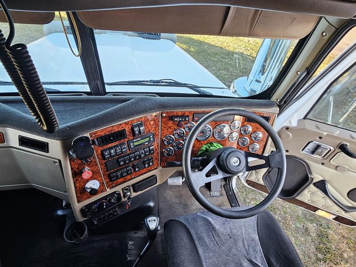 2010 Western Star 4800 Fx 4800 White