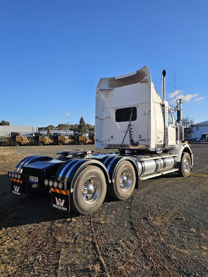 2010 Western Star 4800 Fx 4800 White