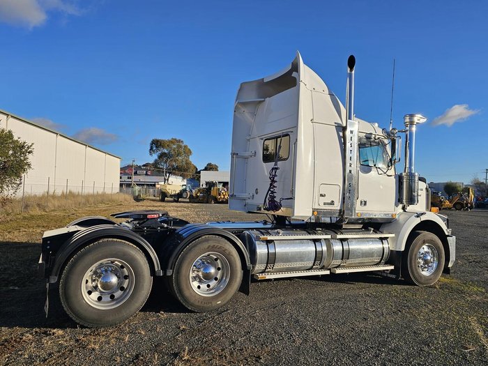 2010 Western Star 4800 Fx 4800 White
