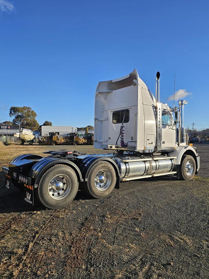 2010 Western Star 4800 Fx 4800 White