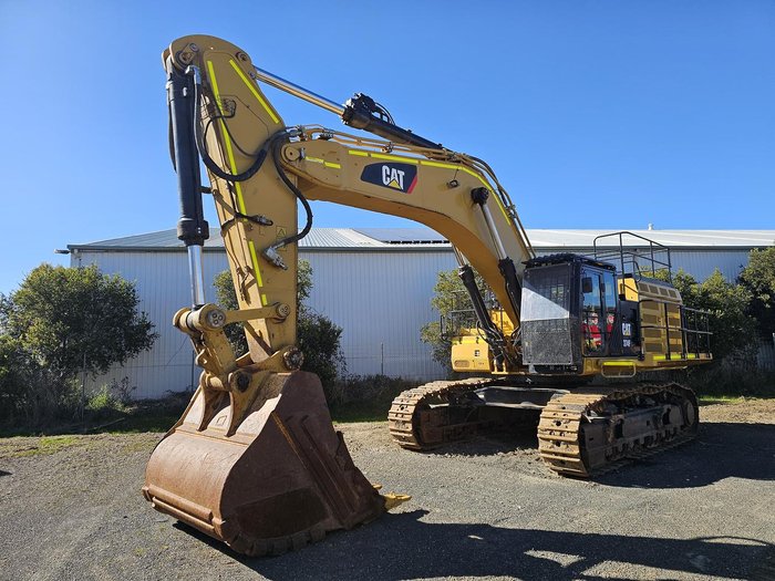 2018 Caterpillar 374Fl Yellow