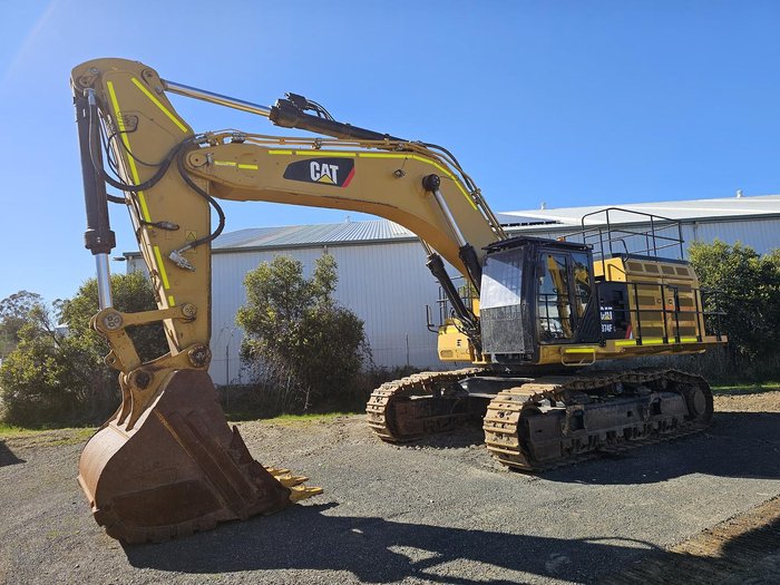 2018 Caterpillar 374Fl Yellow