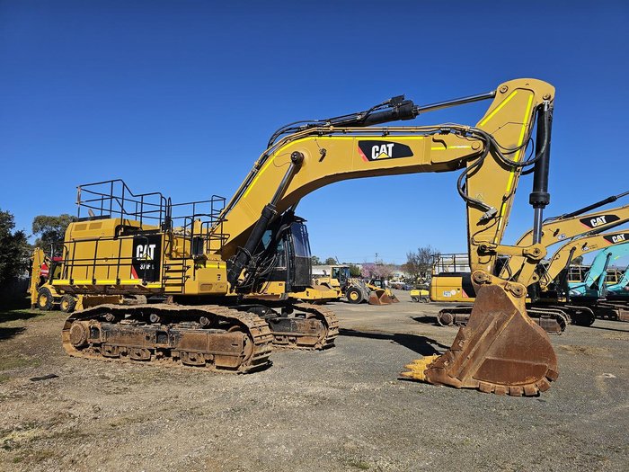 2018 Caterpillar 374Fl Yellow