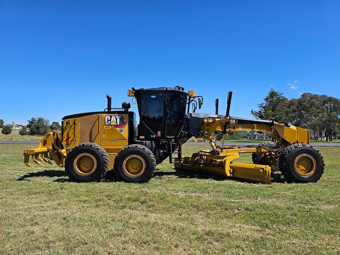 2023 Caterpillar 150 Awd Yellow