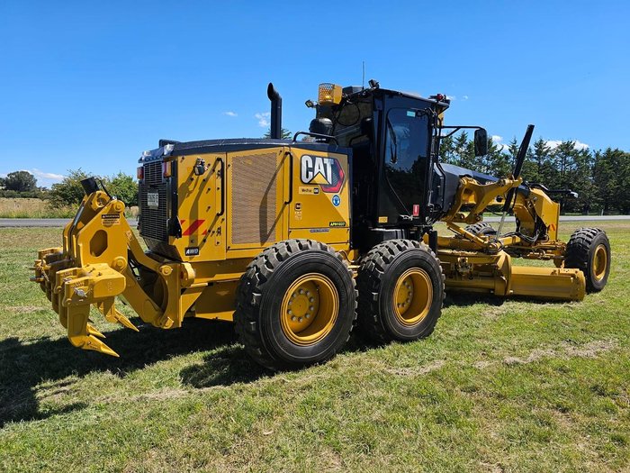 2023 Caterpillar 150 Awd Yellow