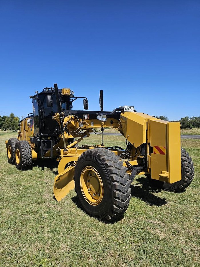 2023 Caterpillar 150 Awd Yellow