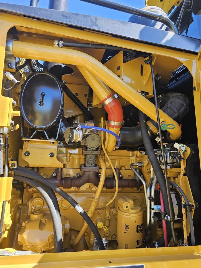 2023 Caterpillar 150 Awd Yellow
