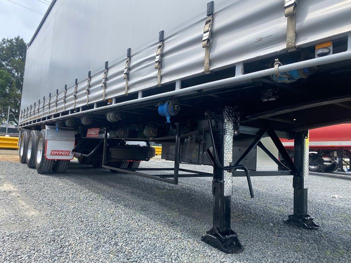 2017 Barker B-Double(34 Pallet) Straight Deck Tautliner