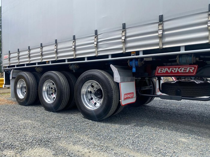 2017 Barker B-Double(34 Pallet) Straight Deck Tautliner