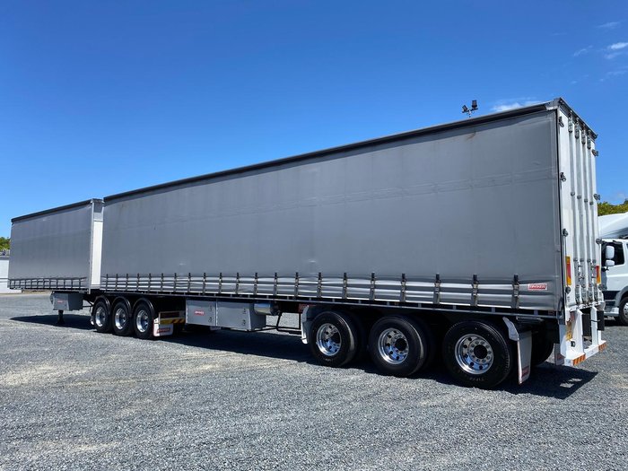 2017 Barker B-Double(34 Pallet) Straight Deck Tautliner