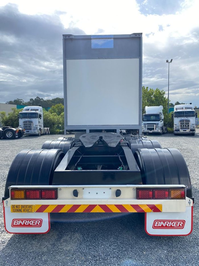 2017 Barker B-Double(34 Pallet) Straight Deck Tautliner