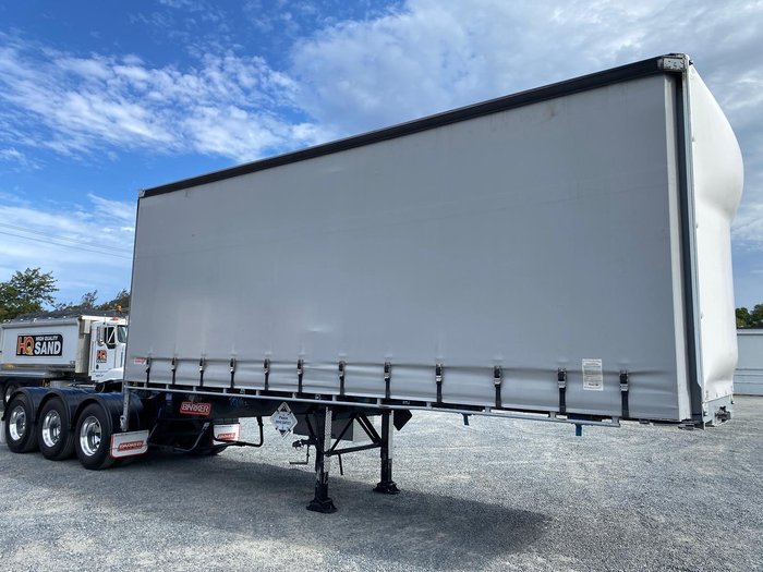 2017 Barker B-Double(34 Pallet) Straight Deck Tautliner