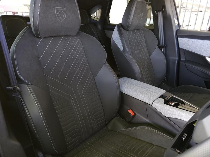 2024 Peugeot 3008 GT Premium Hybrid P64 MY25 Titanium Grey