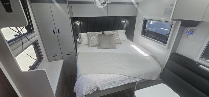 2025 Lotus Caravans Off Grid 23'5 - 2X Bunk