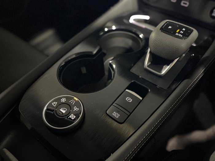 2025 Nissan X-TRAIL Ti