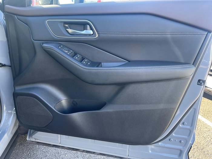 2025 Nissan X-TRAIL Ti