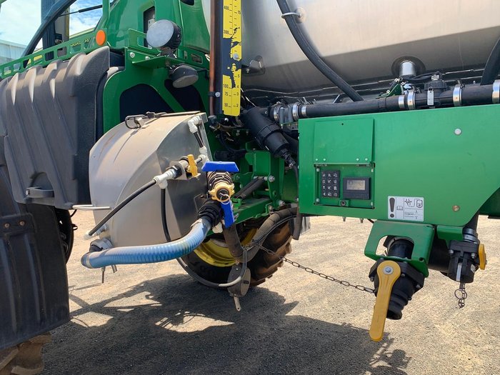 2015 John Deere R4045 Green