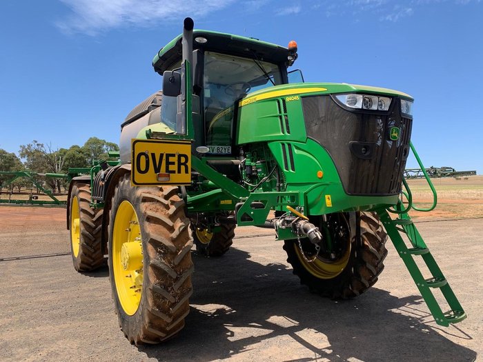 2015 John Deere R4045 Green