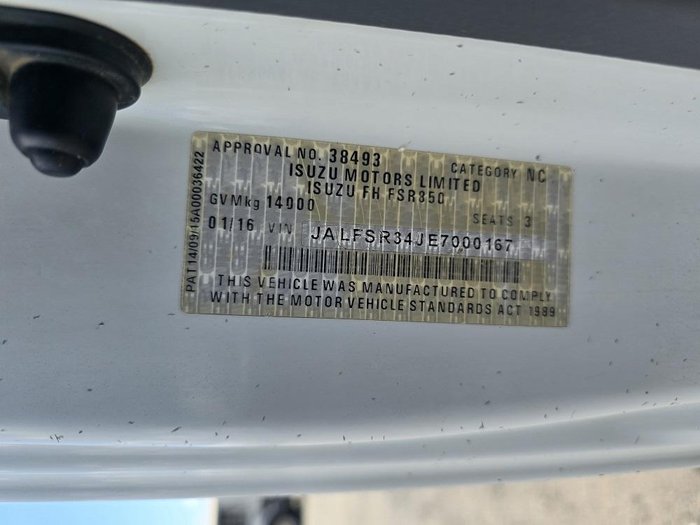 2016 Isuzu Fsr 850 4000L Diesel Tanker White