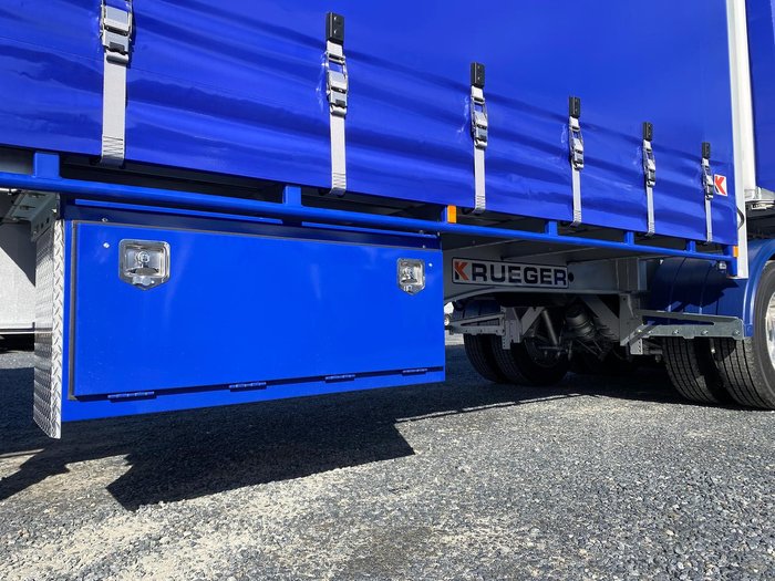 2024 Krueger Drop Deck Mezz Floor B Double In Stock