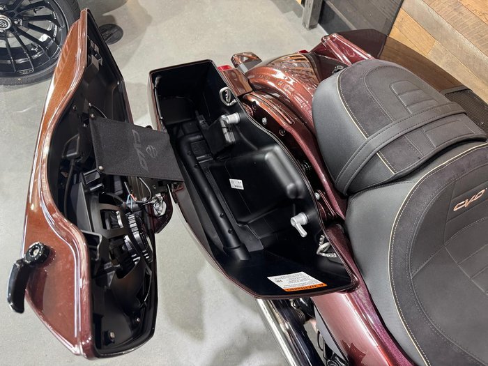 2024 Harley-Davidson CVO Street Glide 121 (FLHXSE) Touring