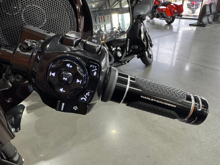 2024 Harley-Davidson CVO Street Glide 121 (FLHXSE) Touring