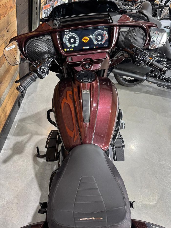 2024 Harley-Davidson CVO Street Glide 121 (FLHXSE) Touring
