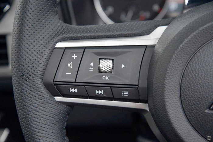 2024 Mitsubishi Triton GLS