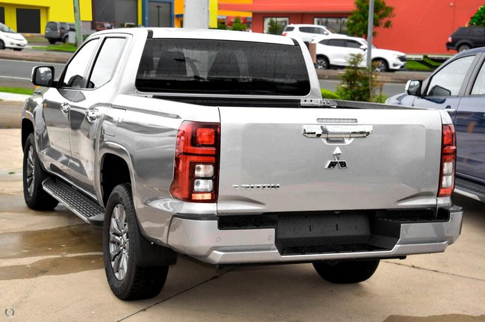 2024 Mitsubishi Triton GLS