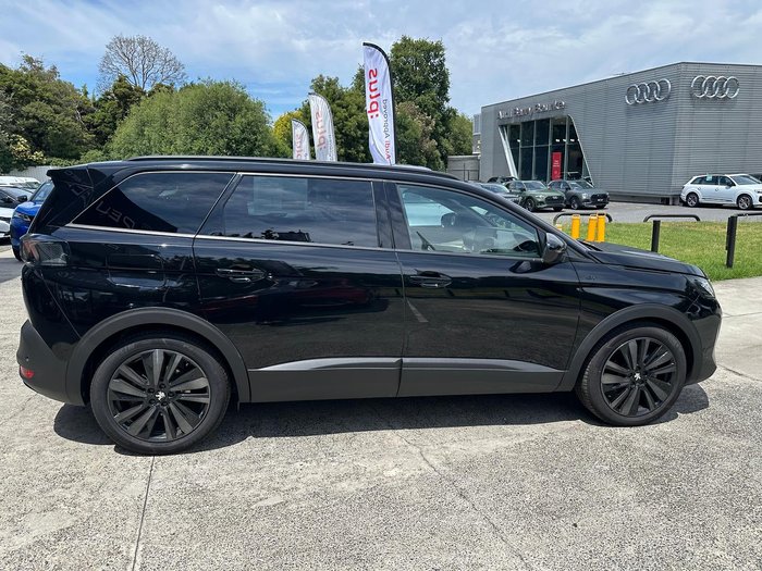 2023 Peugeot 5008 GT Sport