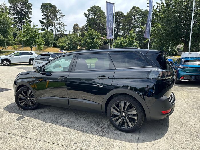 2023 Peugeot 5008 GT Sport