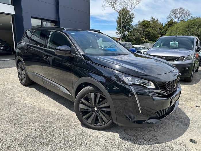 2023 Peugeot 5008 GT Sport