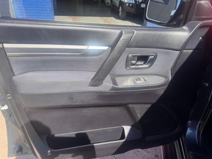 2008 Mitsubishi Pajero VR-X NS 4X4 Gummetal Mica