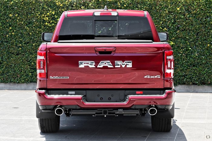 2024 RAM 1500 Laramie Sport RamBox
