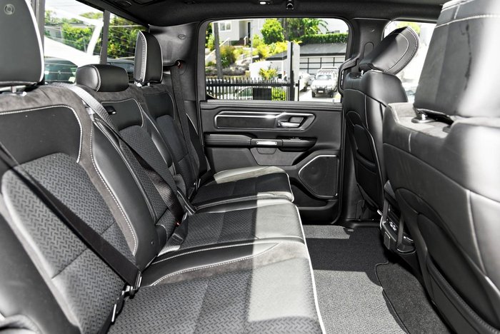 2024 RAM 1500 Laramie Sport RamBox